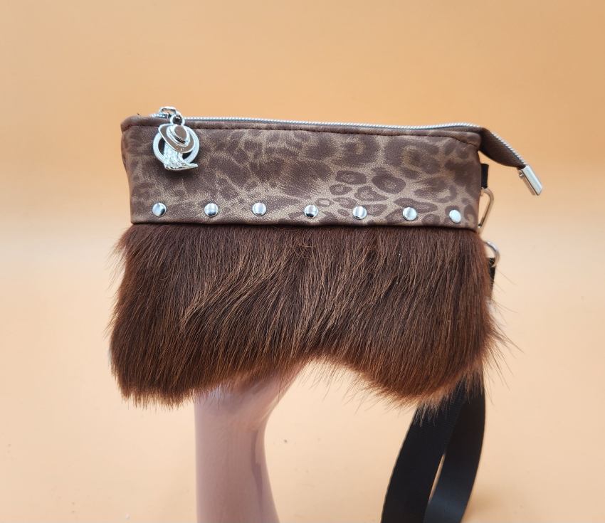 Mini Wristlets 105